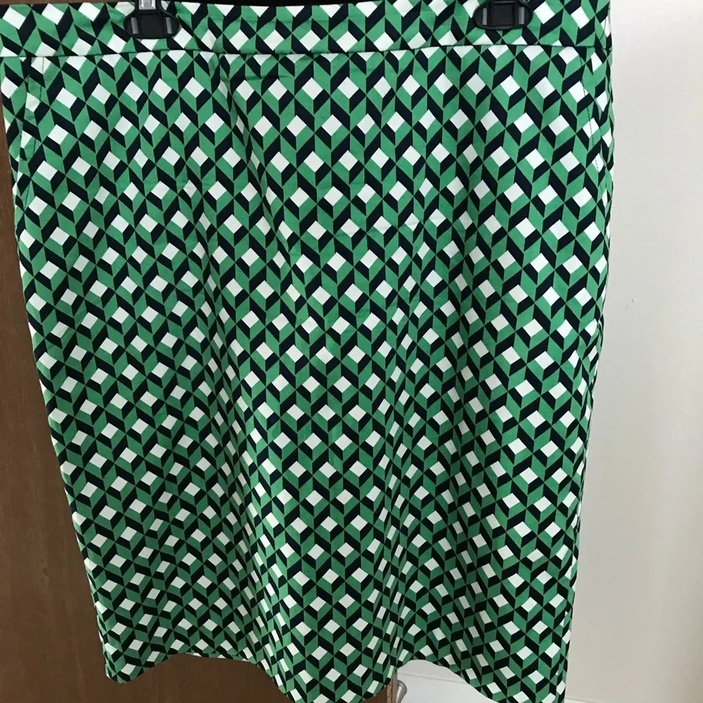 Charter Club Geometric Print Pencil Skirt. Sz 14 - Picture 3 of 4